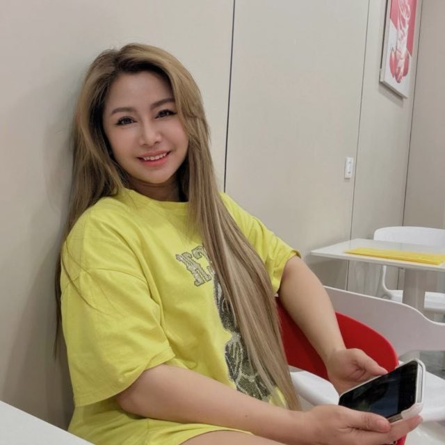 Chi_NaNa gallery photo 4